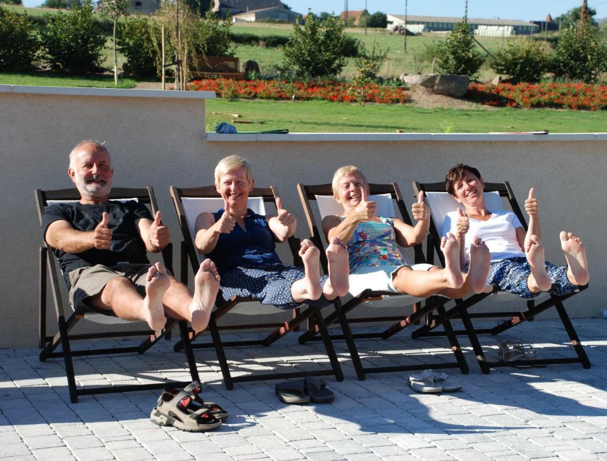 Shenmen Bed & Breakfast Beaune d'Allier ภายนอก รูปภาพ