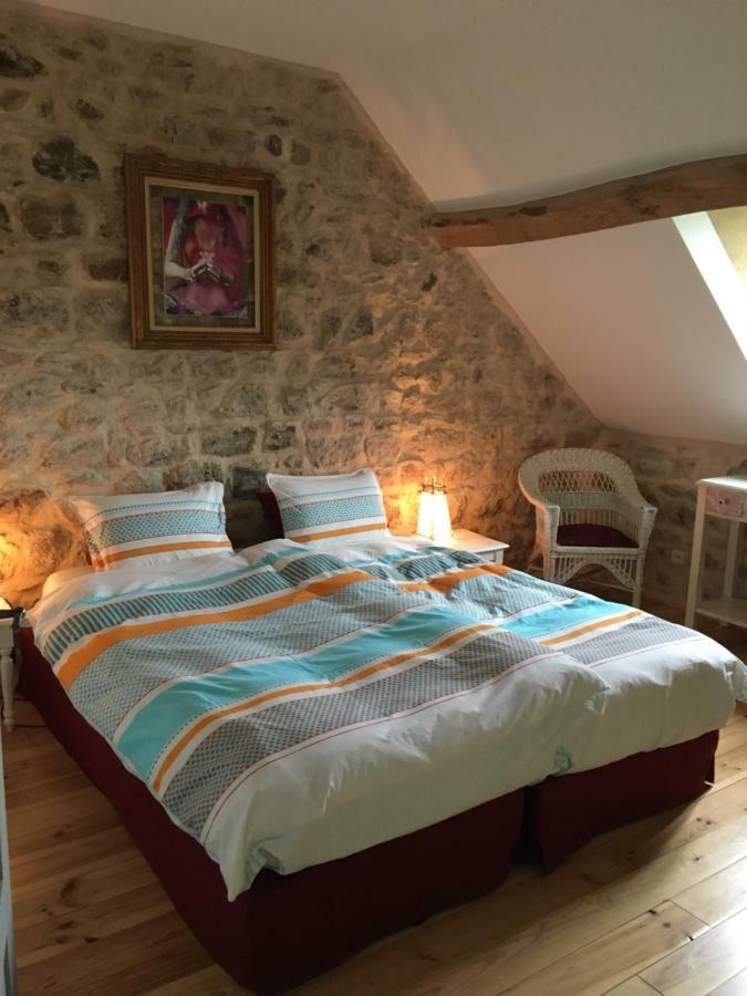 Shenmen Bed & Breakfast Beaune d'Allier ภายนอก รูปภาพ